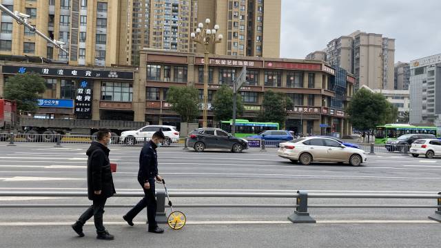 点击新窗口打开