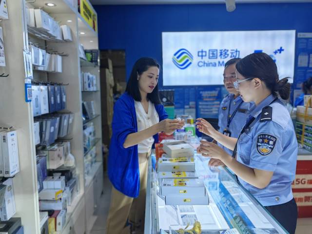 点击新窗口打开