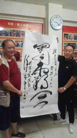 点击新窗口打开