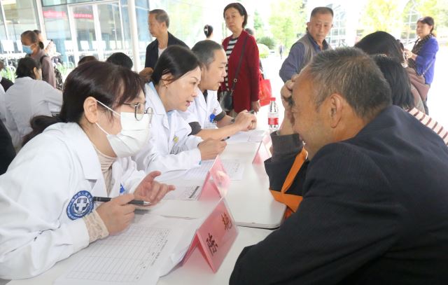 聚焦卒中预防与急救