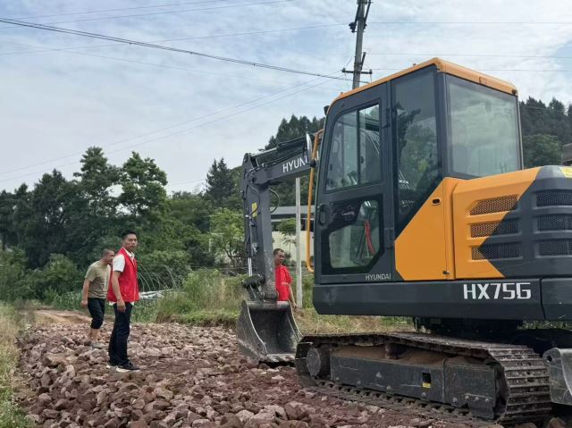点击新窗口打开