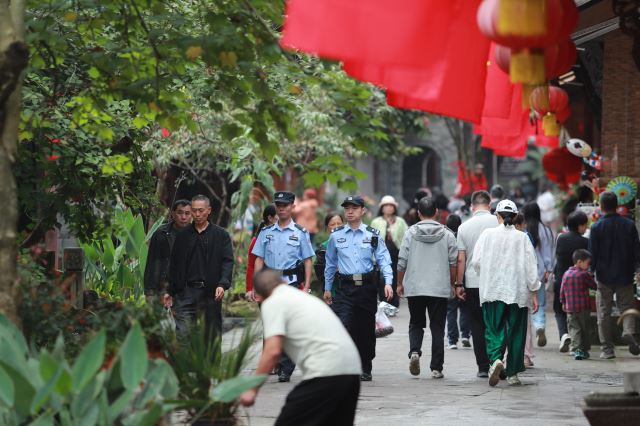 点击新窗口打开