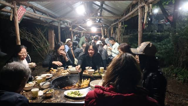 点击新窗口打开