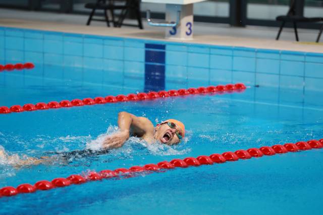 点击新窗口打开