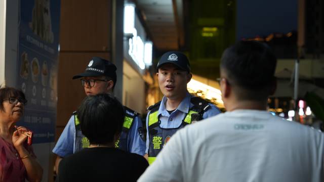 点击新窗口打开
